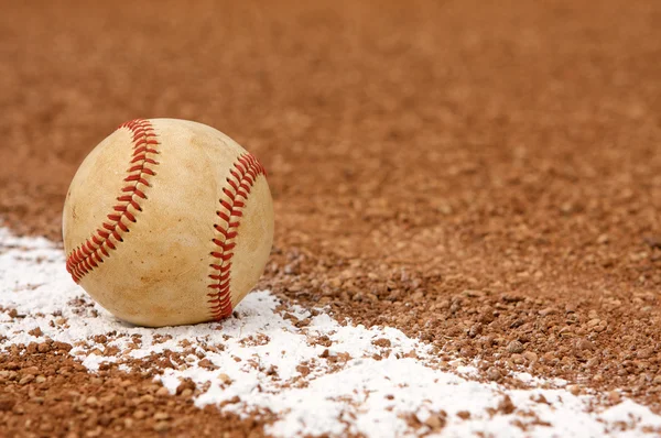 Бейсбол на лінії — стокове фото