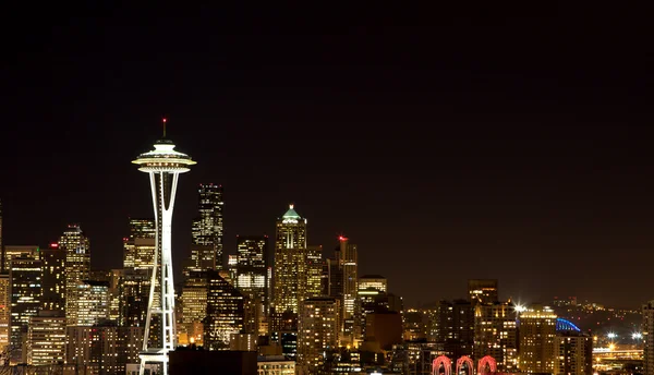 Seattle skyline éjjel — Stock Fotó