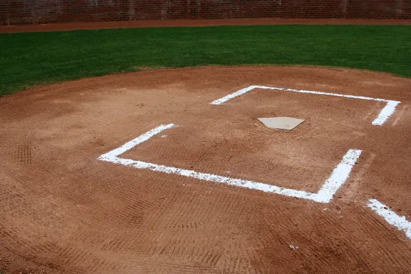 Campo de béisbol en la placa casera — Foto de Stock