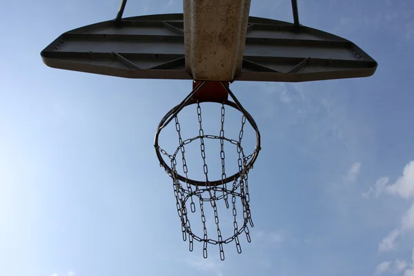 Utomhus basketkorg — Stockfoto