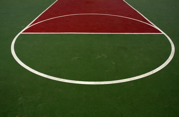 Linhas de quadra de basquete ao ar livre — Fotografia de Stock