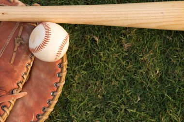 Beyzbol outfield çimenlerin üzerinde