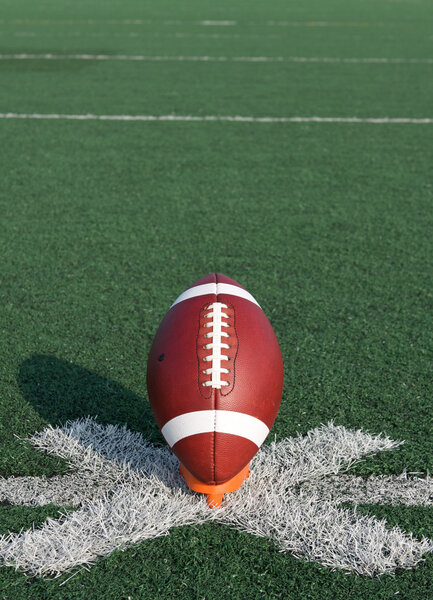 Американский футбол готов к старту
