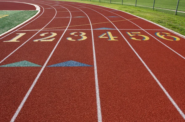 Línea de salida de una pista roja — Foto de Stock