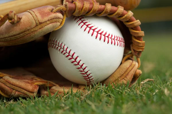 Baseball glove — Stock Photo, Image