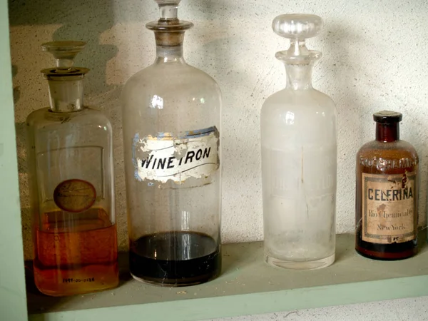 Antique Bottles Apothecary ストック写真