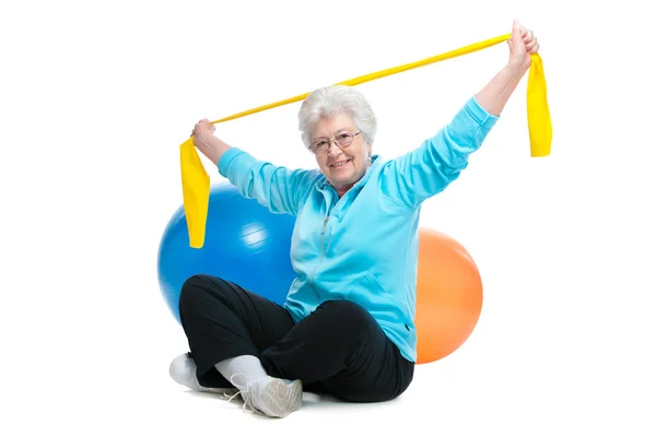 Mulher sênior fazendo exercícios — Fotografia de Stock