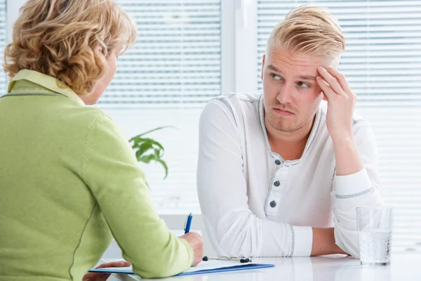 Gesprek met een therapeut — Stockfoto