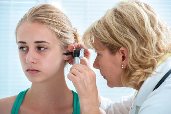 Medizinische Untersuchung — Stockfoto