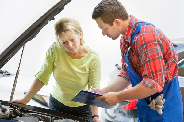 Garage van de auto — Stockfoto