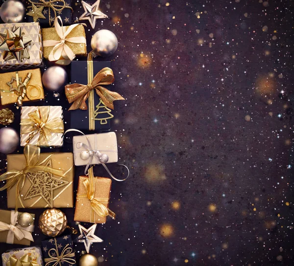 Feiertage Hintergrund Mit Goldenen Weihnachtsgeschenkboxen Ansicht Von Oben — Stockfoto