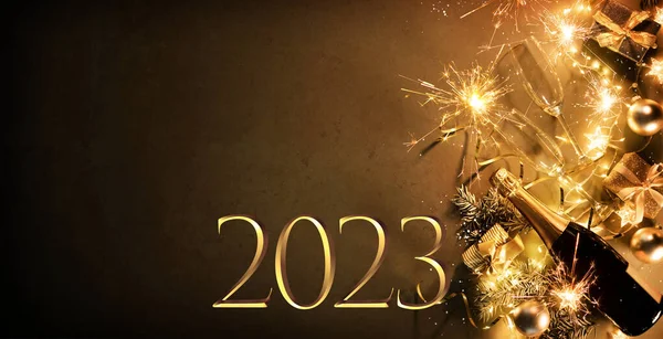 New Years Eve Holiday Background Fir Branches Number 2023 Champagne — Stock Photo, Image