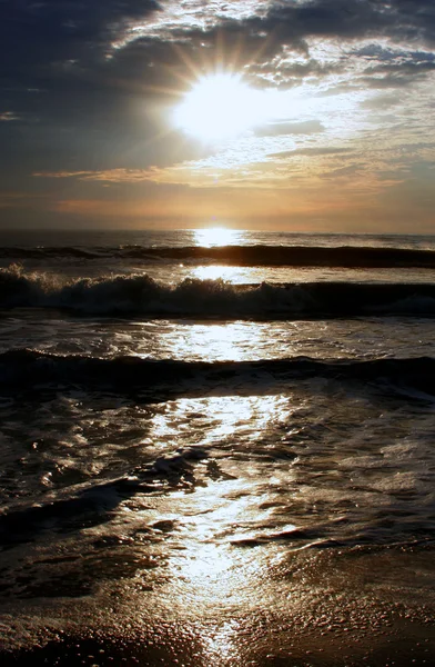 日出在海洋上的日出 — 图库照片