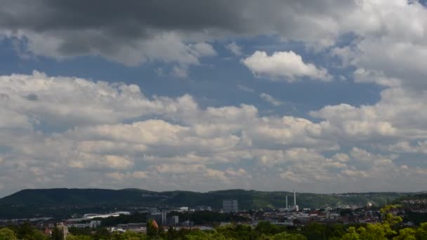 Time-Lapse letní mraky nad stuttgart — Stock video