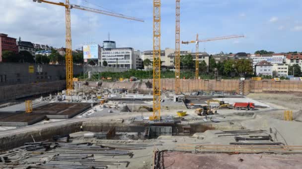Задержка строительства большой строительной площадки, Штутгарт — стоковое видео