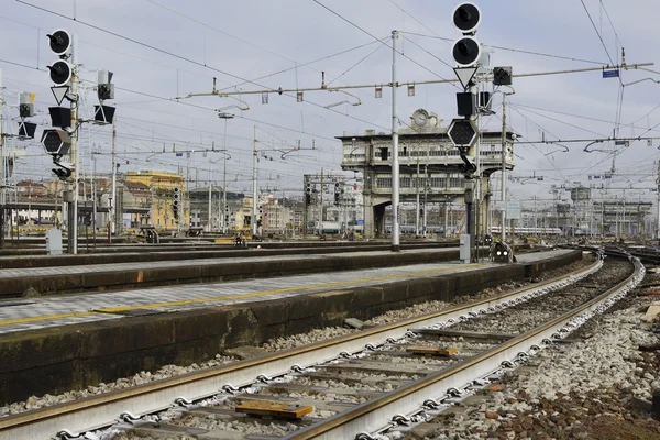 Tracks at cental station, Milan — Stock Photo, Image