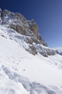 Rosengarten sarp yamaçlar, costalunga pass