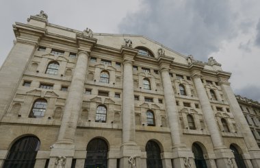 Borsa, milan üzerinde karanlık bulutlar