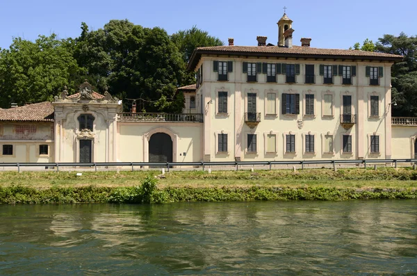 Palácio barroco no canal, Cassinetta di Lugagnano — Fotografia de Stock