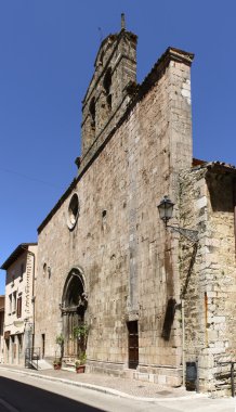 Romanesk kilise, leonessa