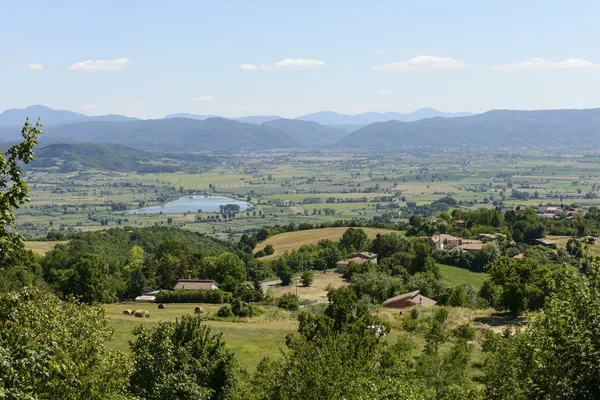 Landschap van de "heilige vallei" vanaf velino heuvels, rieti — Stockfoto