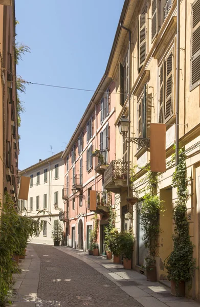 Улица Биссати, Алессандрия, Италия — стоковое фото