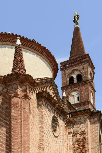 Pieve Santa Maria Assunta torre sineira, Soncino — Fotografia de Stock