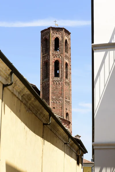 San giacomo eptagonal dzwonnica, soncino — Zdjęcie stockowe