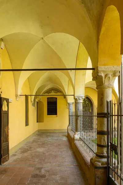 Arcada claustro de San giacomo, soncino — Foto de Stock