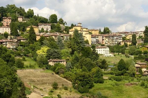 Borgo canale görünümü, bergamo — Stok fotoğraf