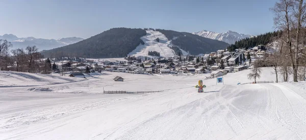Winter Mountain Landscape Gschwankopf Ski Runs Loom Out Touristic Village — Stock Photo, Image