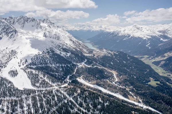 Aerial Shot Small Plane Golpark Nauder Ski Resort Runs Engadin — 图库照片