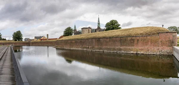 Kronborg Kalesi Ndeki Surları Hendekleri Olan Şehir Güneyden Helsingor Danimarka — Stok fotoğraf