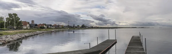 Cityscape Piers Oresund Shore Shot Bright Cloudy Light Dragor Denmark — 图库照片
