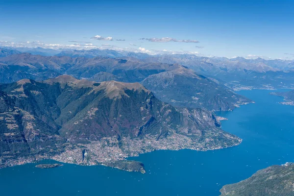 Letecký Snímek Kluzáku Západního Břehu Jezera Como Vesnicemi Lenno Tremezzo — Stock fotografie