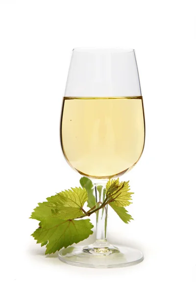 Bicchiere di vino isolato su fondo bianco — Foto Stock