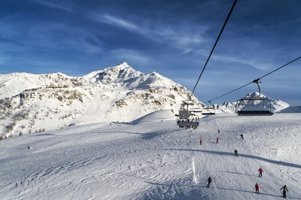 Ski track with chair lift — Stock Photo, Image