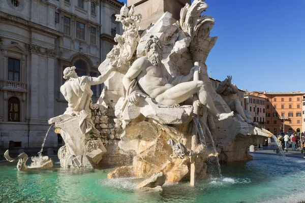 Roma, Piazza Navona, Fuente de Bernini en Italia —  Fotos de Stock