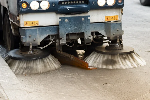 Temizlik sokak süpürme aracı