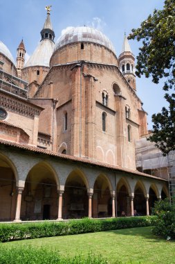 basilica of saint anthony padua, İtalya nın içinde