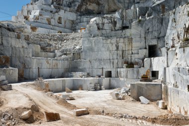 Endüstriyel mermer ocağımız sitede carrara, Toskana, İtalya