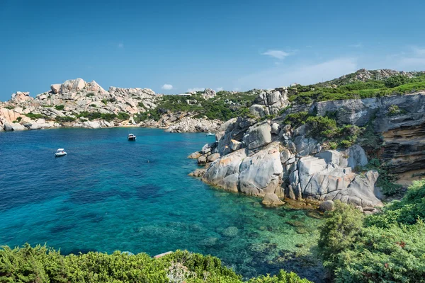 Sardinie pláže, nádherné moře v capo testa. Itálie — Stock fotografie