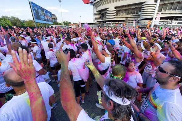 La Color Run 2013 à Milan, Italie — Photo