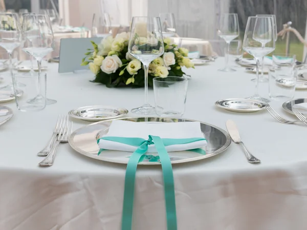 Table set for an event party or wedding reception — Stock Photo, Image