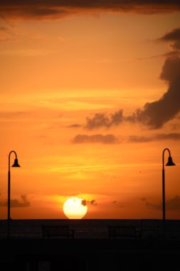 gün batımında okyanus