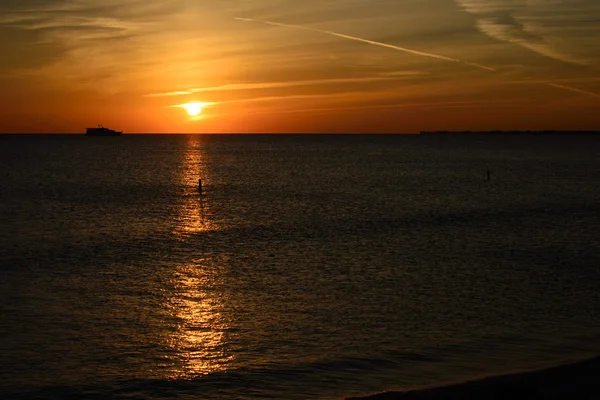 Ozean bei Sonnenuntergang — Stockfoto