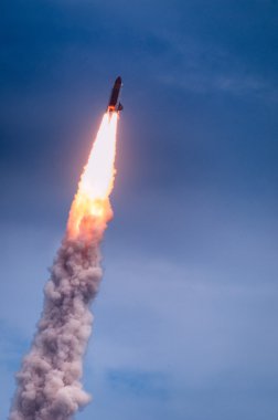 lansman atlantis-sts-135