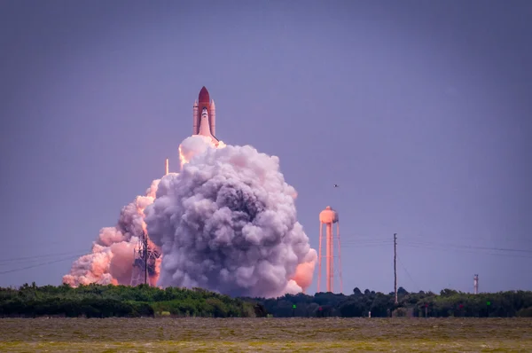 Elindítása atlantis-sts-135 — Stock Fotó