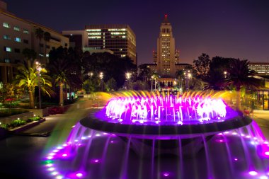 Los angeles city hall grand park görüldüğü gibi