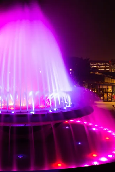 Water fountain at Los Angeles Grand Park — Stock Photo, Image